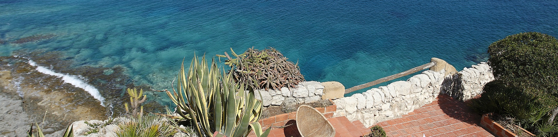 Villa Lo Scoglio included in travel journalist Adam H Graham’s top 10 list of places 2015