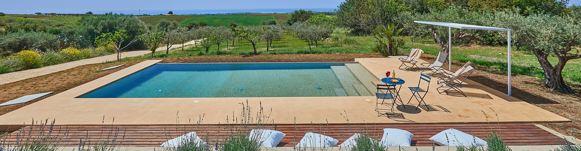 School summer holidays: top villas in Sicily