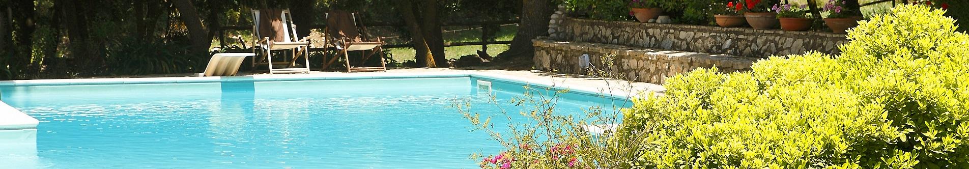 Ville in Sicilia nell'entroterra con piscina