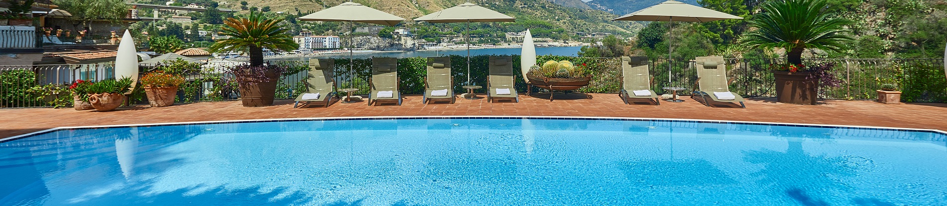 Luxury villas in Sicily with pools