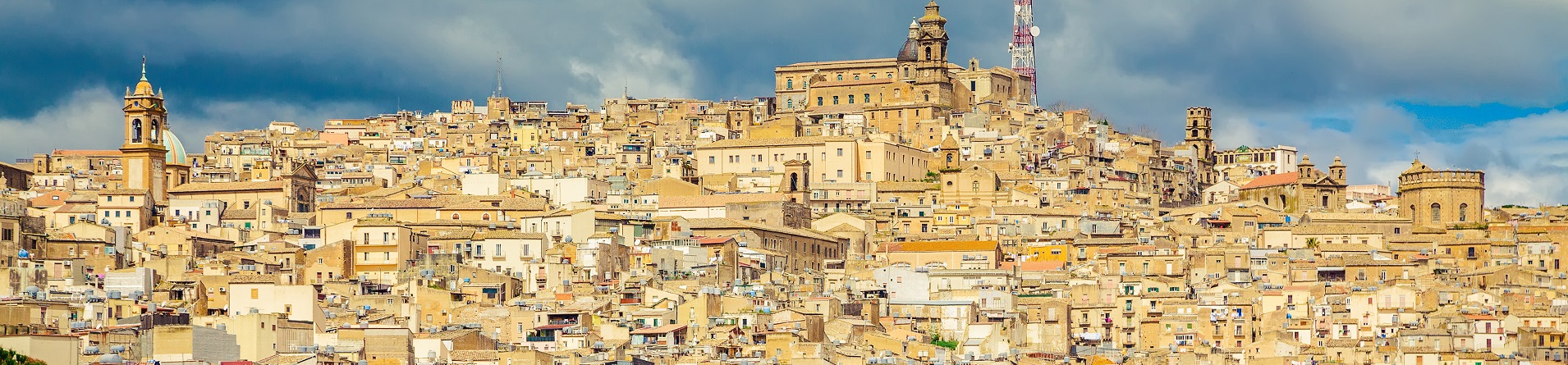 Villas in Sicily and holiday homes near Caltagirone