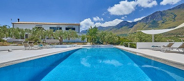 Villas in Sicily with pools | WishSicily