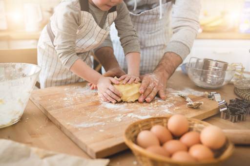 Cookery classes - COOKING-HOLIDAY-WITH-KIDS.jpg