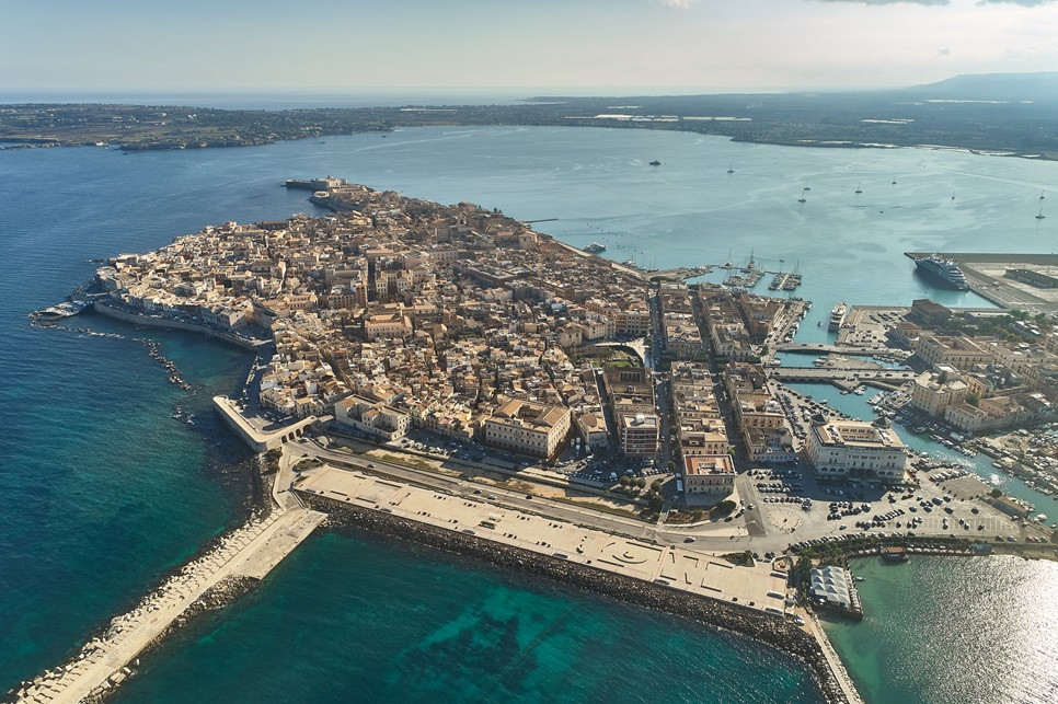 Tour guidato di Ortigia Richiedi info